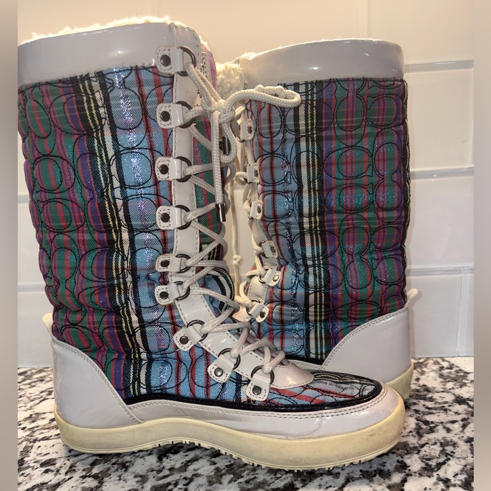 Coach Plaid Quilted Snow Boots Patent Leather Trim ❄️ - Picture 9 of 14